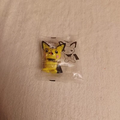 Pokemon Bowl Pals Pichu Kelloggs Cereal Toy Nintendo & Bert from Sesame Street