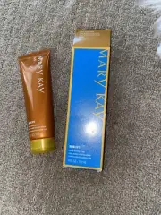 Mary Kay Suncare Subtle Tanning Lotion NEW with box 4 Oz 049423 READ
