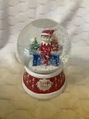2015 Elf On The Shelf Musical Water globe Works
