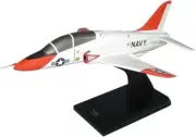 USN McDonnell Douglas T-45 Goshawk Desk Top Display Jet Model 1/32 SC Airplane
