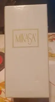 Mikasa "JAMESTOWN" Gold Trimmed Crystal Vase, 8-5/8", NWT, MINT!