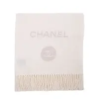 在飛比找Yahoo奇摩購物中心優惠-CHANEL C LOGO流蘇造型圍巾(米白)