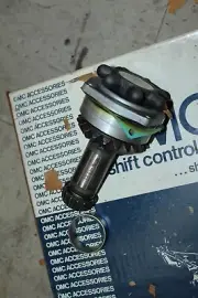 Evinrude Johnson OMC 987753 Cup Gear Shaft and Bearing NOS