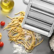 Hand Crank Manual Pasta Noodle Maker Machine, Table Mount Adjustable 6-Thickness