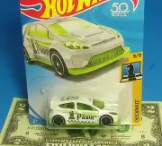 Hot Wheels Checkmate Checkboard Series '12 FORD FIESTA PAWN FUN !!