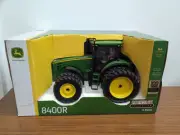 1/16 Ertl Farm Toy John Deere 8400R Prestige Edition Tractor