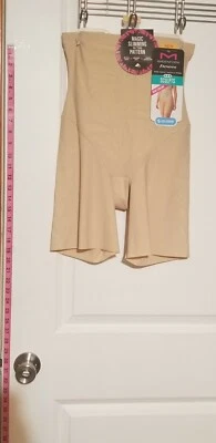 NEW Maidenform Flexees Fitsense High Waist Thigh Slimmer - Nude - Medium
