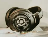 在飛比找Yahoo!奇摩拍賣優惠-─ 立聲音響 ─ 宙宣新竹經銷商 聲海 Sennheiser