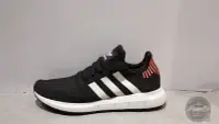 在飛比找Yahoo!奇摩拍賣優惠-POMELO柚 Adidas SWIFT RUN b3773