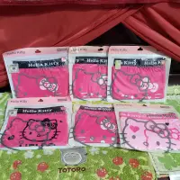 在飛比找Yahoo!奇摩拍賣優惠-Hello Kitty 中腰 內褲 三角褲 M3件200