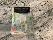Wondercale By Springmaid Retro Ruffle Floral 2 Standard Pillowcases Vintage NEW
