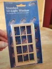 Handley Classics 1:12 Scale Dollhouse Standard 12-Light Window 75024 NEW