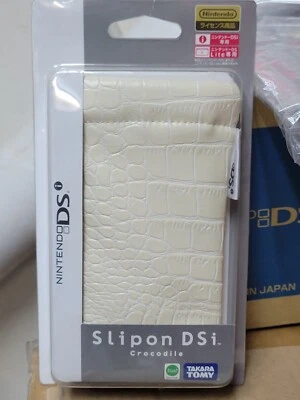 Slip On DSi Crocodile W (2009) Brand New Factory Sealed Nintendo DSi Case Import