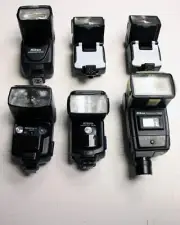 Nikon Speedlight SB-28 SB-26 SB-8E SB-50X SB-16 SB-700 NEW or MINT CONDITION