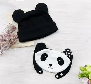 DOMOMO熊貓造型圍兜口水巾+寶寶帽 彌月禮盒
