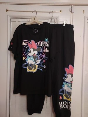 NWT DISNEY PLUS SIZE 3X WOMEN'S MINNIE MOUSE MUSICAL 2) PIECE JOGGERS SET