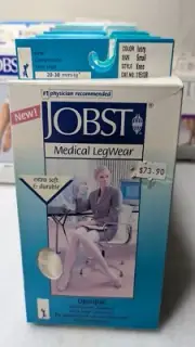 JOBST Opaque Knee High 20-30mmHg Ivory Small New In Box