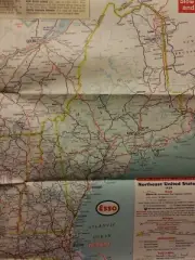 Vintage Eastern U.S. w/Canada full color interstate map issued by Esso Oil