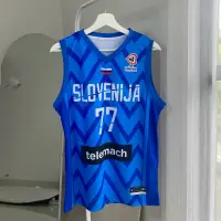 在飛比找蝦皮購物優惠-Doncic SLIVENIJA 77 藍色籃球球衣 FIB