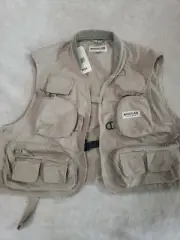 Magellan Khaki Fishing Vest Large