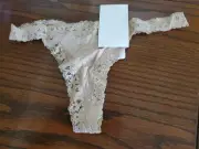 NWT B TEMPT'D by Wacoal modal spandex THONG PANTIES 976229 295 NUDE S