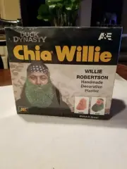 CHIA PET DUCK DYNASTY WILLIE ROBERTSON HANDMADE DECORATIVE PLANTER NEW SEALED