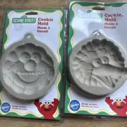 Wilton COOKIE MOLDs Elmo and BIG Bird JIM HENSON SESAME STREET STONEWARE