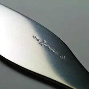 【柳宗理/日本製】18-8不鏽鋼奶油刀 一體成型 Sori Yanagi