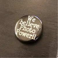 在飛比找蝦皮購物優惠-We believe photo power我們相信照片的力