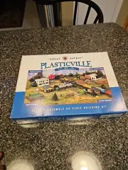 Bachman HO Scale Pink Lady Boutique Unassembled kit