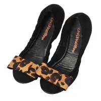 在飛比找Yahoo奇摩購物中心優惠-LV 豹紋蝴蝶結麂皮平底娃娃鞋(黑)