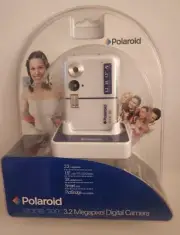 Polaroid izone 300 3.2 Mega Pixel Digital Camera with Smart Dock New in Box