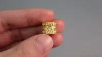 在飛比找Yahoo!奇摩拍賣優惠-小加百貨 999足金六字真言珠 純金黃金回紋桶珠 3D硬金文