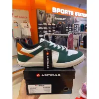 在飛比找蝦皮購物優惠-Airwalk真誠白/綠高跟鞋原價399.000