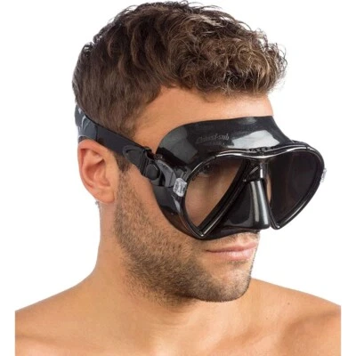 Brand New Cressi Ocean Dive Mask for Snorkelling or Diving or Water Sport