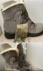Bearpaw Flat Boots. JUSTINE Gray 7M New in Box.