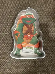 Vintage Teenage Mutant Ninja Turtles Wilton Cake Pan Mold Michelangelo 2105-3075