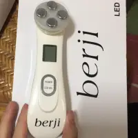 在飛比找蝦皮購物優惠-Berji LED美膚時光機 導入儀 全新