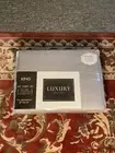 Luxury Sheet Set King Size With A Flat Sheet A Fitted Sheet And Two Pillow Cases