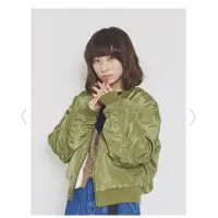 在飛比找蝦皮購物優惠-日本正品 Retro girl 雙面穿 夾克外套 軍綠 白色