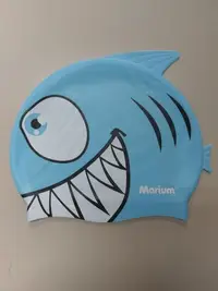在飛比找Yahoo!奇摩拍賣優惠-marium兒童鯊魚矽膠泳帽