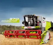 CaDA Dominator 370 Harvester Building Blocks 4567Pcs 1: 17 CLAAS RC MOC Design
