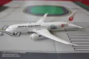 Phoenix Model Japan Airlines Boeing 787-8 Doraemon Color Diecast Model 1:400