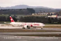 在飛比找Yahoo!奇摩拍賣優惠-【熱賣下殺】Herowings小宏模型1:200 瑞士航空 