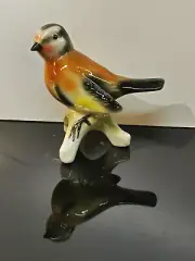 9942955-ds Wagner&Apel Porcelain Figurine Bird Goldfinch H8cm