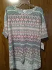 Medium Irma LulaRoe Top Mauve & Teal Colored NWT