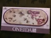 Veneto by Oneida Bread Tray Hand Painted Purple Grapes Leaves New