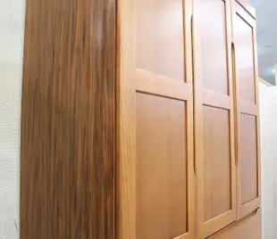 【歐風別館】四尺樟木色半實木衣櫃【另有檜木色~基隆至台中免運費】 (10折)