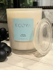 ECOYA Lotus Flower Metro Collection Candle Lemon Bergamont Melbourne