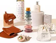 Pregnancy Gift Hamper | Pregnant Polly Baby Gift Box by Good Day People | Luxe Baby Essentials with Swaddle Set, Al.ive Bubble Bath & Body Wash, Beech Wood Sensory Rattle & Rainshower Stacker – Premium Hamper for New & Expecting Mums